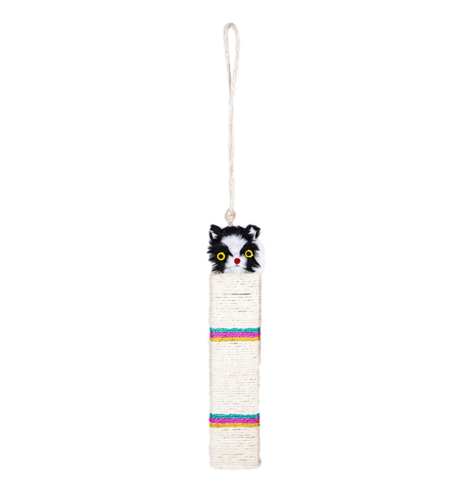 Hanging Kitty Scratch Post is covered in a durable material that your pet will find incredibly satisfying against their claws